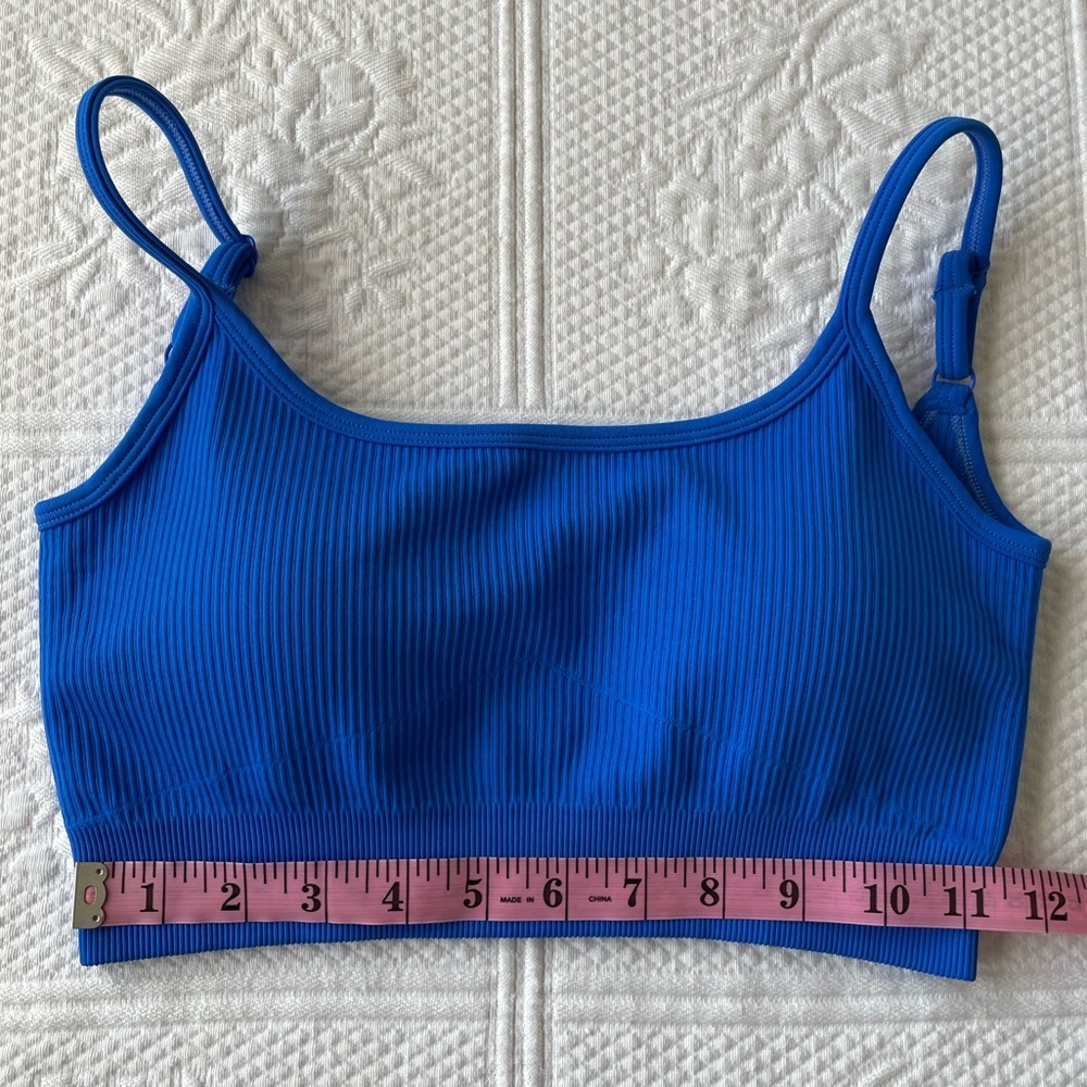 💙OQQ Sports Bra Top Bundle Cobalt Blue Padded Cream One Shoulder Ribbed Small - Picture 11 of 12